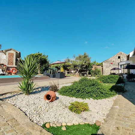 Casa Do Casal - With Swimming Pool مزرعة للإقامة *